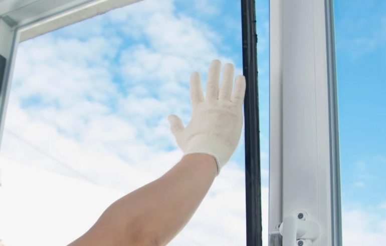 Экономия на замену стеклопакета: что реально дешевле — ремонт или полностью новый блок