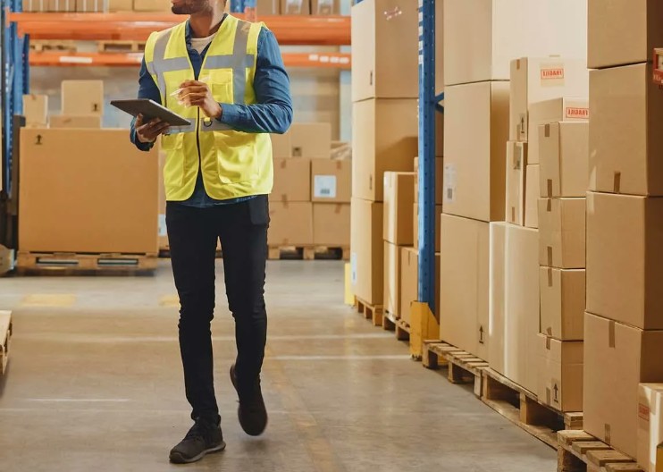 Плюсы трудоустройства в логистическом отделе Lactalis