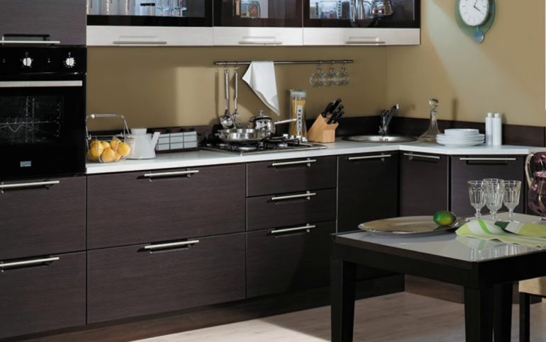 Как выбрать кухонный гарнитур и не переплатить