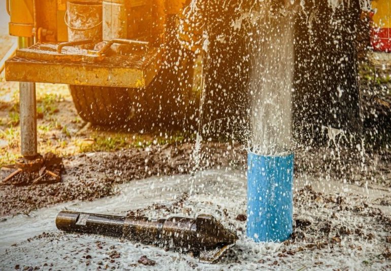 Как продлить срок службы водяной скважины: уход и профилактика