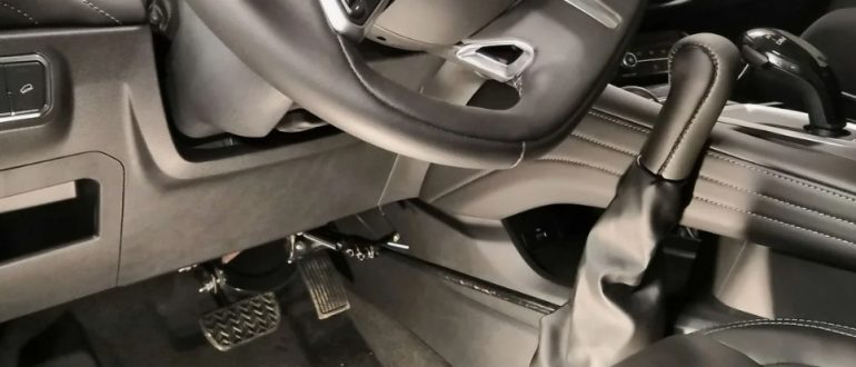 Опыт водителей с инвалидностью: как ручное управление меняет жизнь