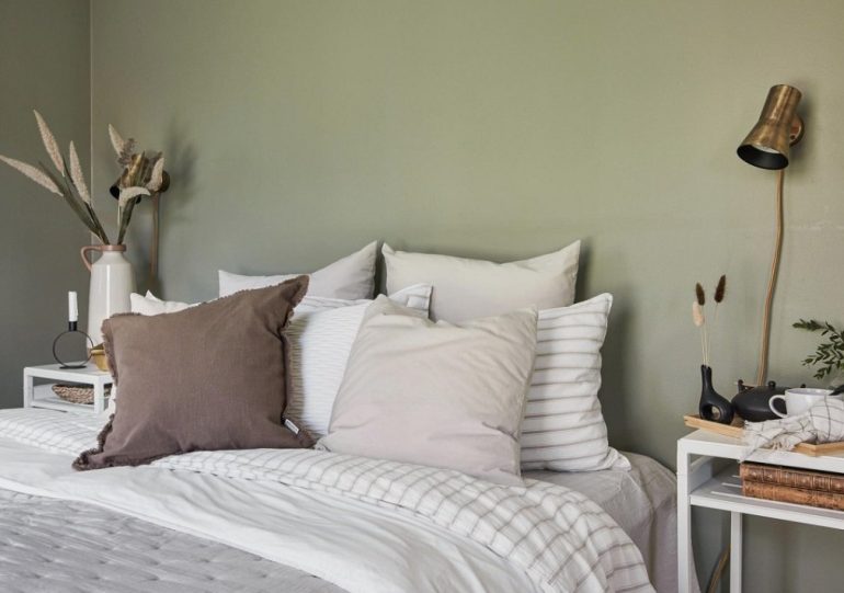 Как обновить интерьер спальни с помощью текстиля, не делая ремонт и не тратя состояние